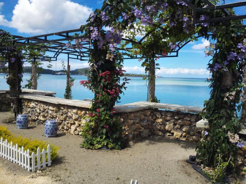 Crystal Beach Hotel Port Vila Dış mekan fotoğraf