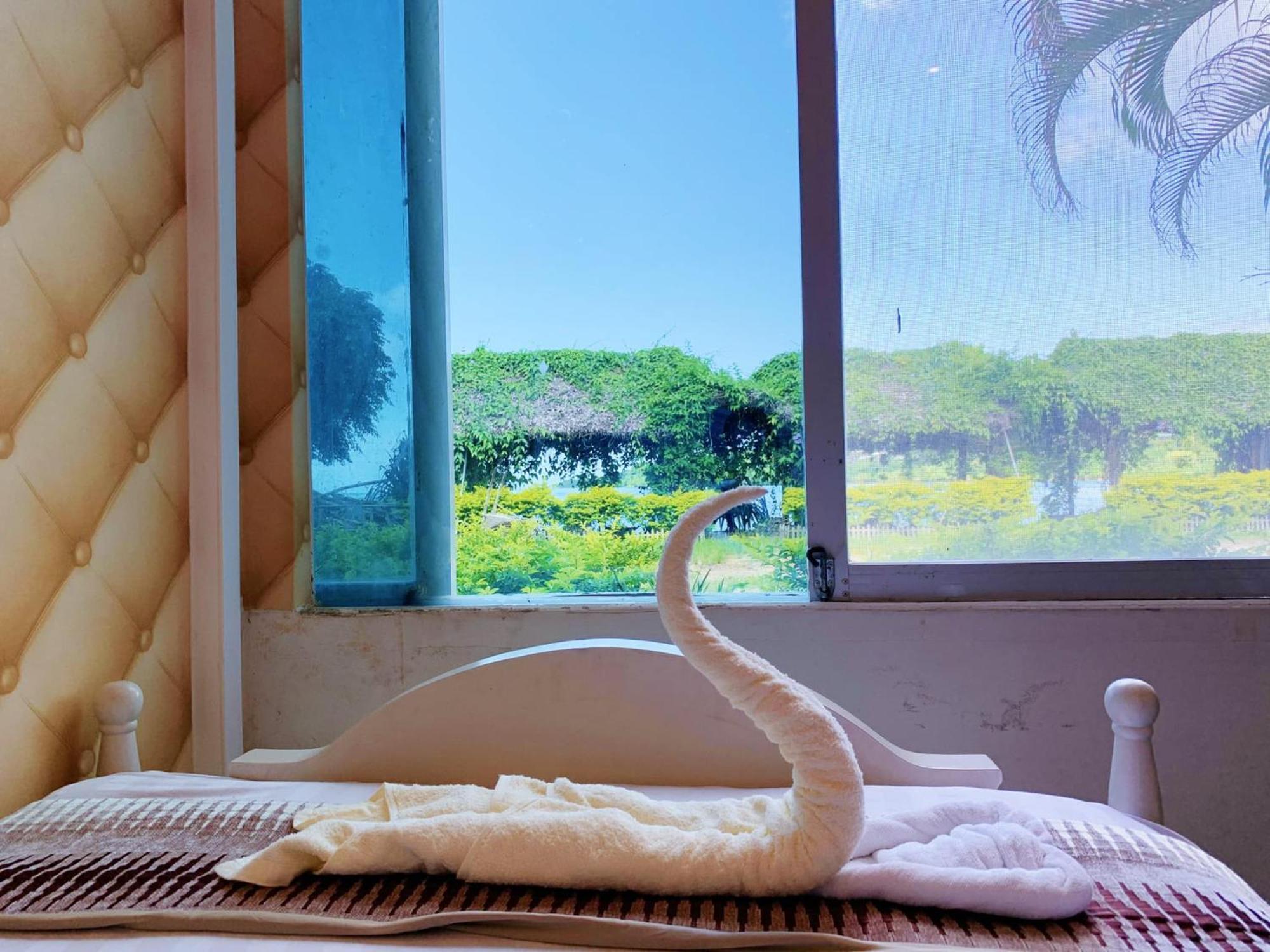 Crystal Beach Hotel Port Vila Dış mekan fotoğraf